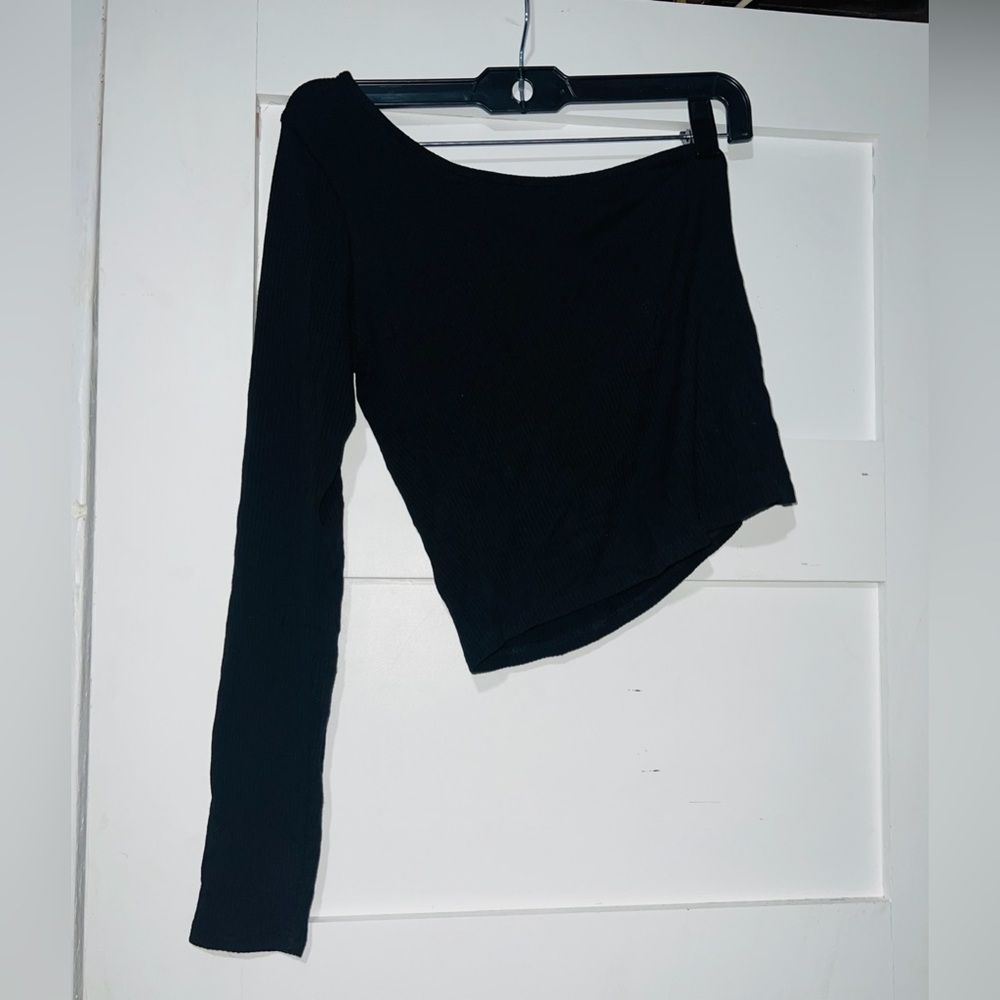 Garage Black One-Shoulder Long Sleeve Top